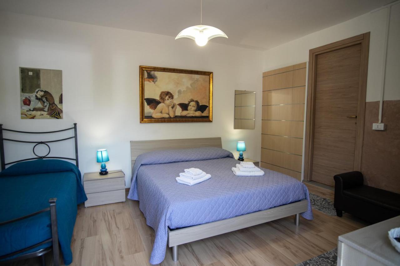 Royal Rooms Terracina Luaran gambar