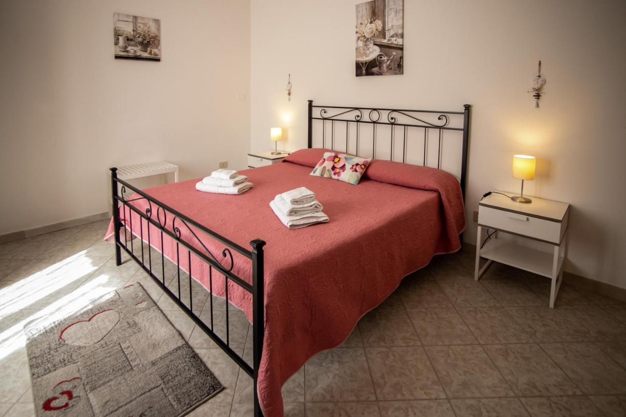Royal Rooms Terracina Luaran gambar