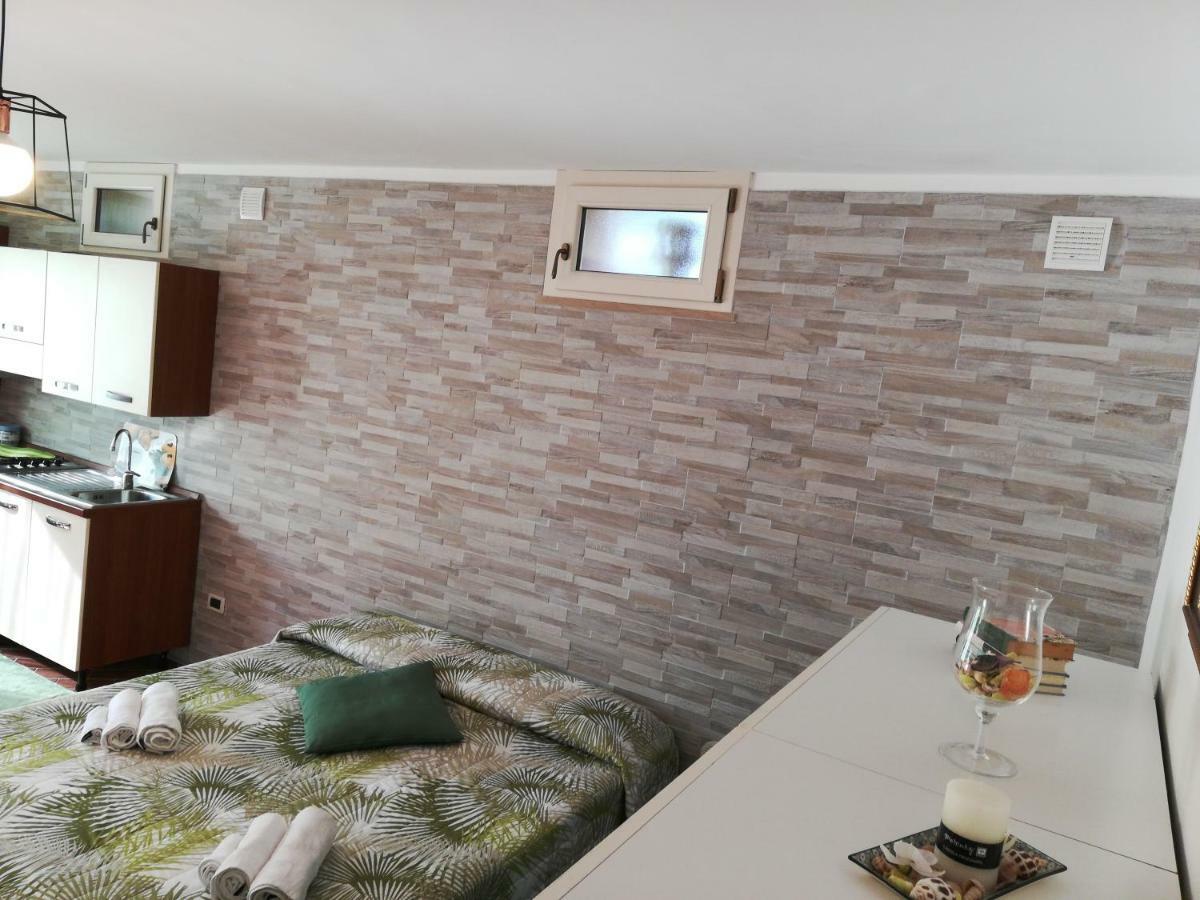 Royal Rooms Terracina Luaran gambar